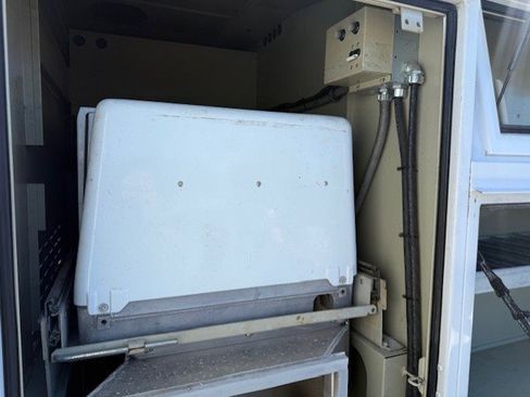 Used 2015 Chevrolet Silverado 3500 W/T image 12