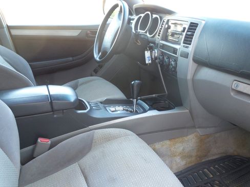 Used 2005 Toyota 4Runner SR5 image 73