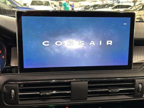 Used 2024 Lincoln Corsair AWD w/ Equipment Group 101A image 18