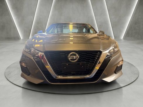Used 2020 Nissan Altima 2.5 S AWD/4WD image 2