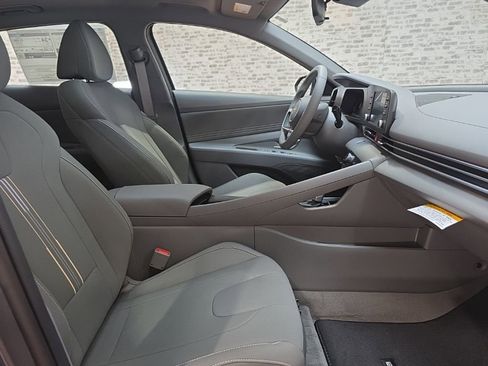 New 2026 Hyundai Elantra SEL Sport Premium FWD image 8
