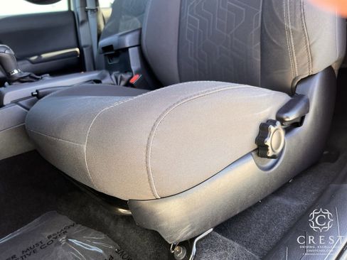 Used 2019 Toyota Tacoma TRD Off-Road image 24