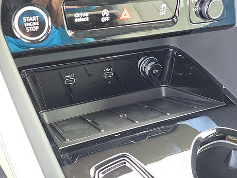 New 2025 Audi Q5 Premium image 26