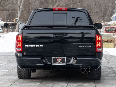 Used 2004 Dodge Ram 1500 Truck 2dr Reg Cab 120.5 WB SRT-10 image 18