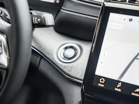 New 2025 Jeep Grand Cherokee Overland w/ Adv Protech Group III AWD/4WD image 27