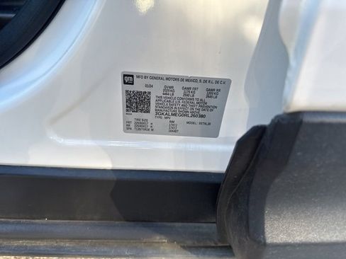 Used 2024 GMC Terrain SLE image 17