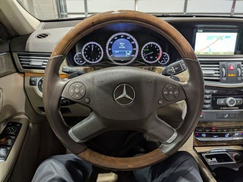 Used 2011 Mercedes-Benz E 350 4MATIC Wagon image 28