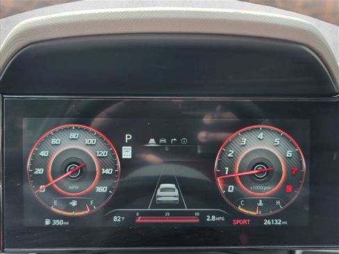 Used 2025 Hyundai Elantra SEL FWD image 13