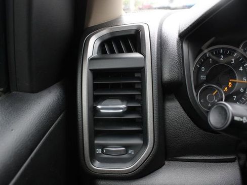 Used 2019 RAM 1500 Tradesman w/ SXT Appearance Group AWD/4WD image 7