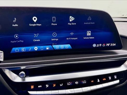 Used 2024 Cadillac Lyriq Tech RWD image 29