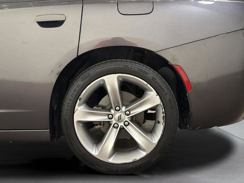 Used 2018 Dodge Charger R/T image 37