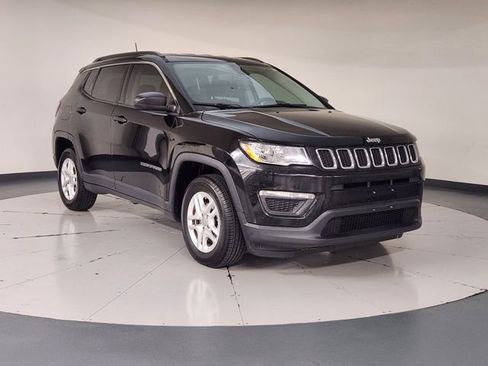 Used 2019 Jeep Compass Sport FWD image 7