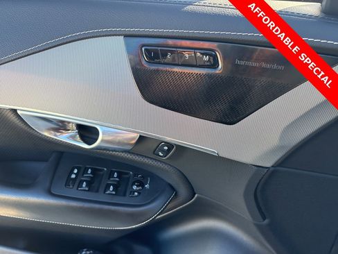 Used 2019 Volvo XC90 T5 R-Design w/ Protection Package Premier image 16