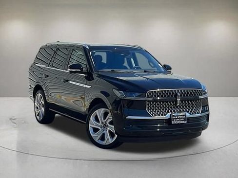 New 2025 Lincoln Navigator Reserve AWD/4WD image 1