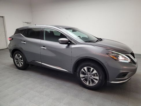 Used 2018 Nissan Murano S image 11