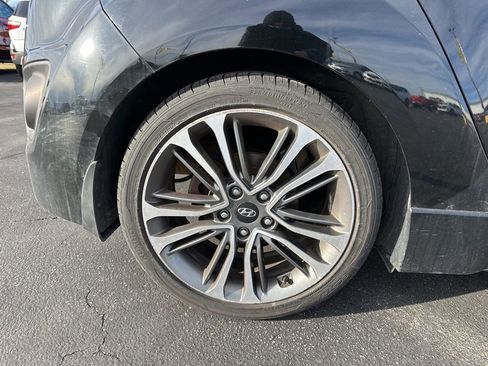 Used 2016 Hyundai Veloster Turbo image 9