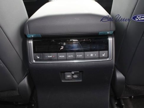 Used 2026 Lexus GX 550 AWD/4WD image 14
