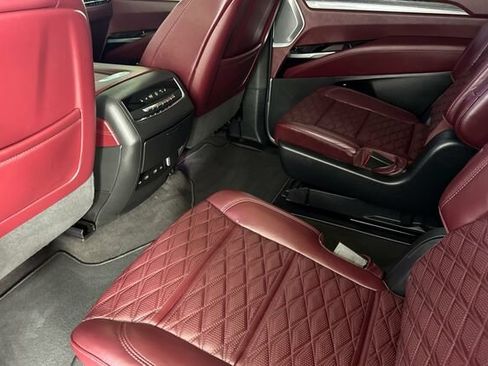Certified 2025 Cadillac Escalade Sport w/ Touring Package AWD/4WD image 12