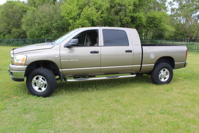 Used 2006 Dodge Ram 3500 Truck SLT w/ Light Group AWD/4WD image 3