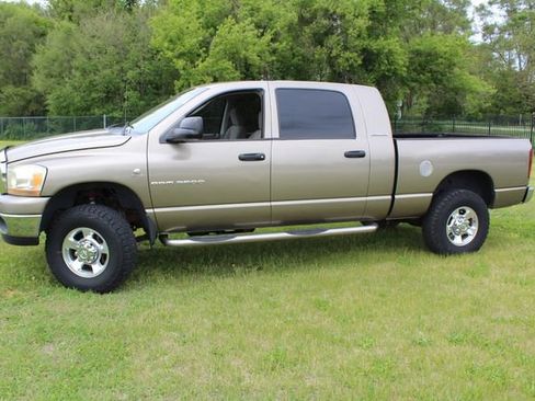 Used 2006 Dodge Ram 3500 Truck SLT w/ Light Group AWD/4WD image 3
