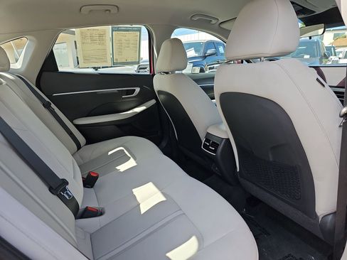 Certified 2025 Hyundai Sonata SEL image 11