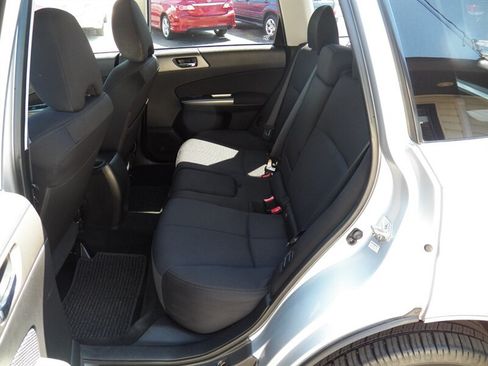 Used 2012 Subaru Forester 2.5X Premium AWD/4WD image 10