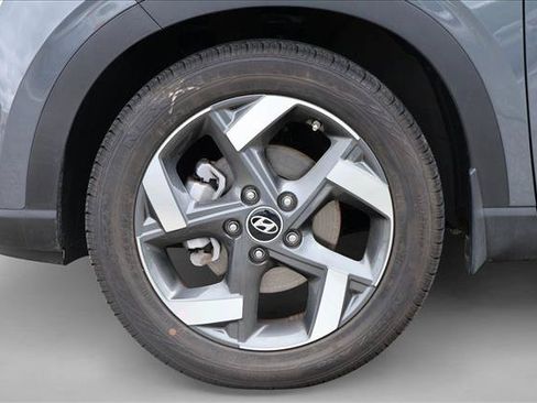 Certified 2026 Hyundai Venue SEL FWD image 9