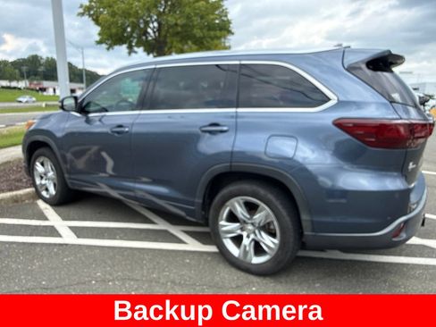 Used 2015 Toyota Highlander Limited FWD image 4