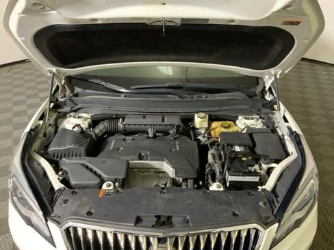 Used 2018 Buick Envision Essence image 42