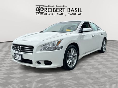 Used 2011 Nissan Maxima 3.5 S FWD image 1