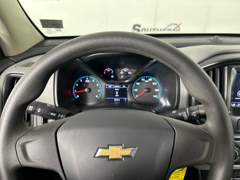 Used 2022 Chevrolet Colorado W/T RWD image 14