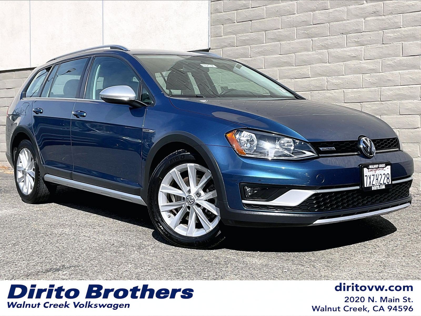 Used 2017 Volkswagen Golf Alltrack S AWD/4WD image 1