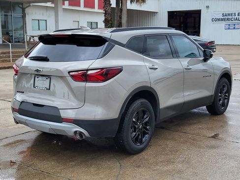 Used 2021 Chevrolet Blazer LT FWD image 20
