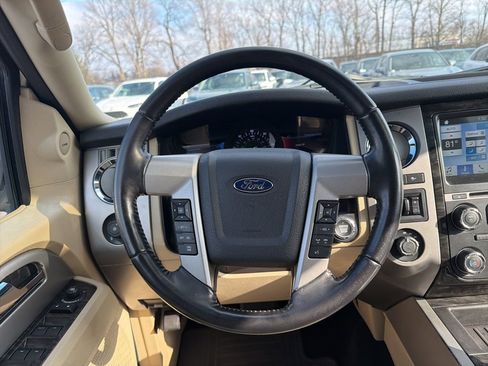Used 2016 Ford Expedition Limited w/ Equipment Group 301A image 13
