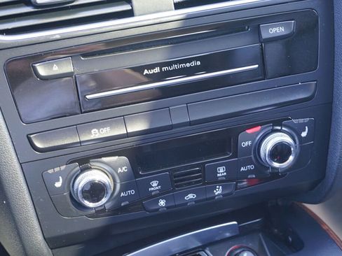 Used 2015 Audi A4 Premium Plus w/ Technology Package image 17