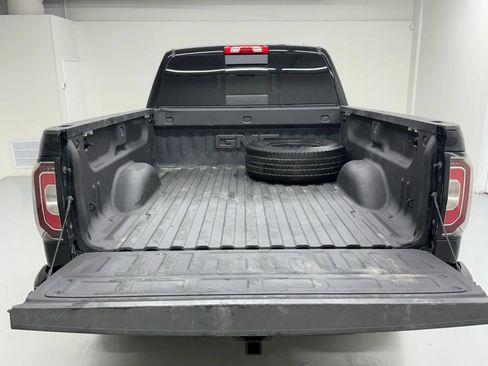 Used 2018 GMC Sierra 1500 SLT w/ All Terrain Package AWD/4WD image 96