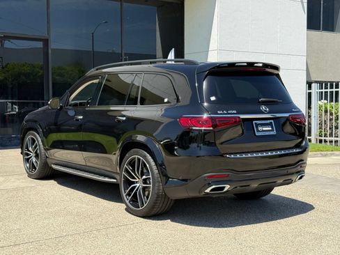 Used 2023 Mercedes-Benz GLS 450 4MATIC image 10