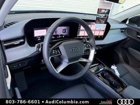 New 2026 Audi Q3 quattro 2.0T AWD/4WD image 3