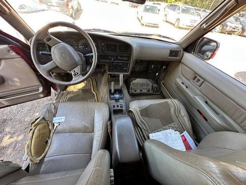 Used 1995 Toyota 4Runner SR5 AWD/4WD image 25