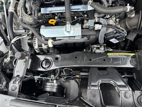 Used 2025 Nissan Kicks Play S FWD image 28