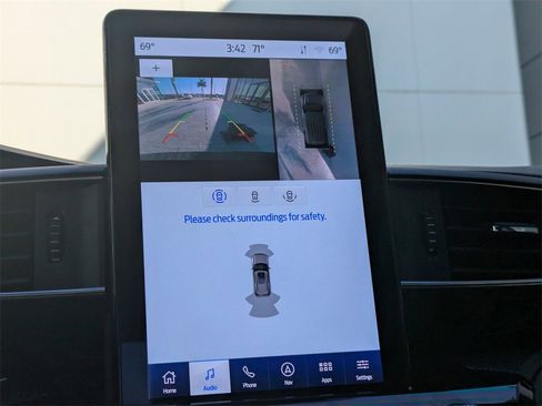 Used 2023 Ford Explorer ST w/ Equipment Group 401A image 23