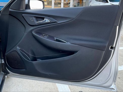 Used 2022 Chevrolet Malibu LT image 21