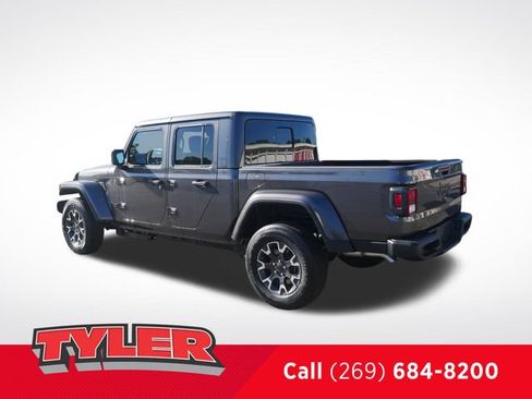 New 2026 Jeep Gladiator Sport AWD/4WD image 5