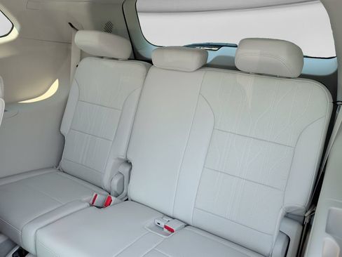 New 2026 Buick Enclave Avenir w/ Super Cruise Package AWD/4WD image 38