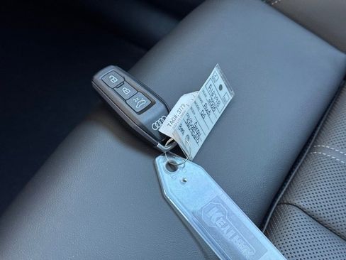 New 2025 Audi Q5 Prestige image 41