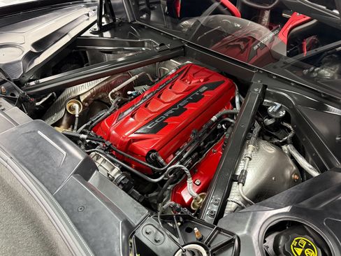 Used 2023 Chevrolet Corvette Stingray Preferred Cpe w/ Battery Protection Package RWD image 33