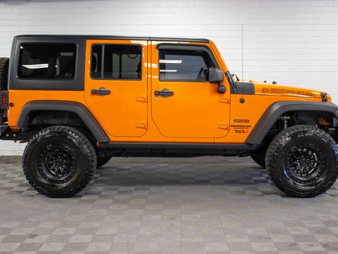 Used 2013 Jeep Wrangler Unlimited Sport AWD/4WD image 2