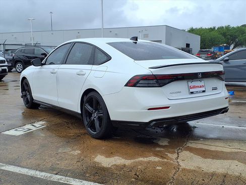 Used 2023 Honda Accord Sport image 4