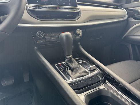 Used 2025 Jeep Compass Limited image 42