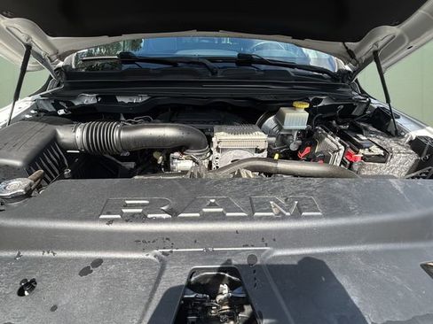 Used 2019 RAM 1500 Laramie w/ Sport Appearance Package RWD image 9